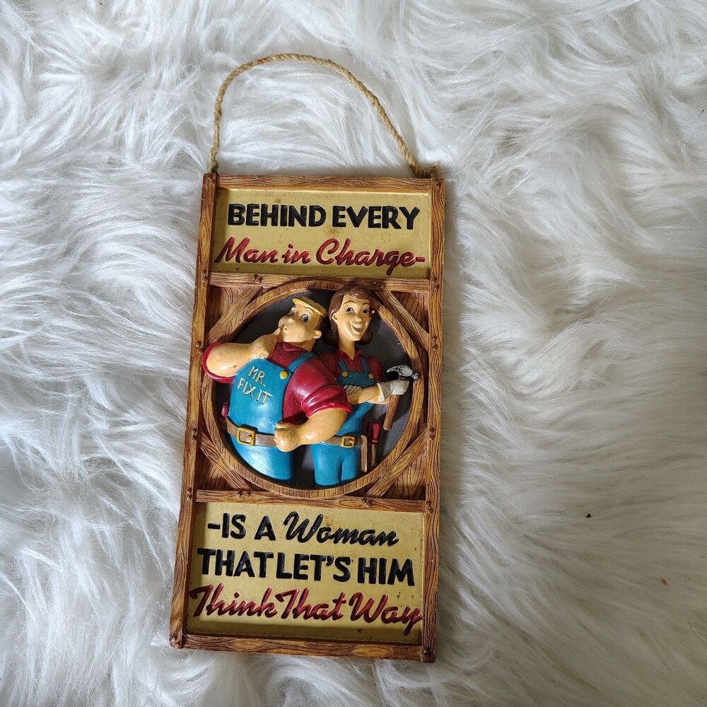 Enesco VTG 2003 Humourous 3D "Man In Charge" Decor